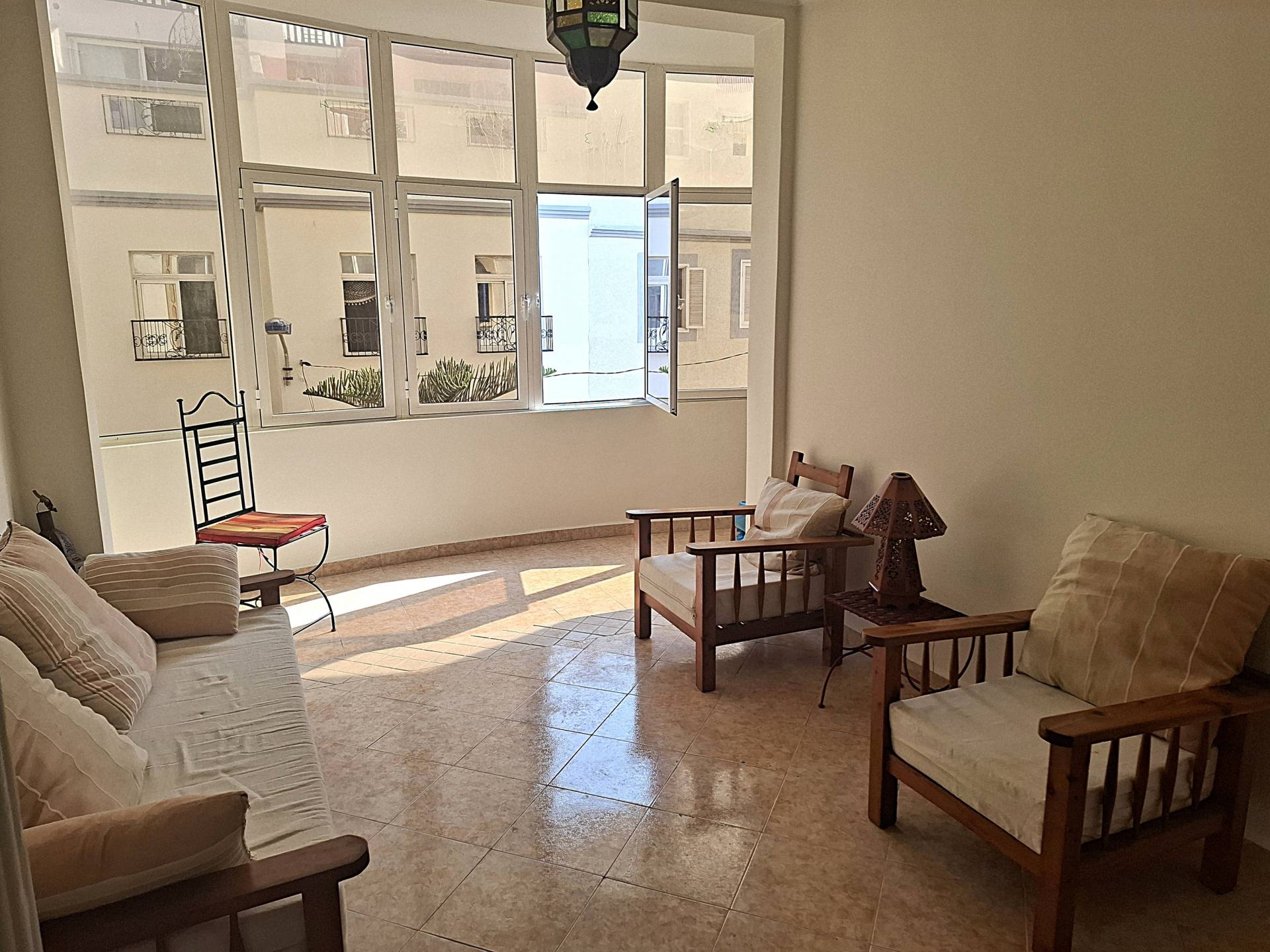 Appartement élégant et lumineux à Borj (13)